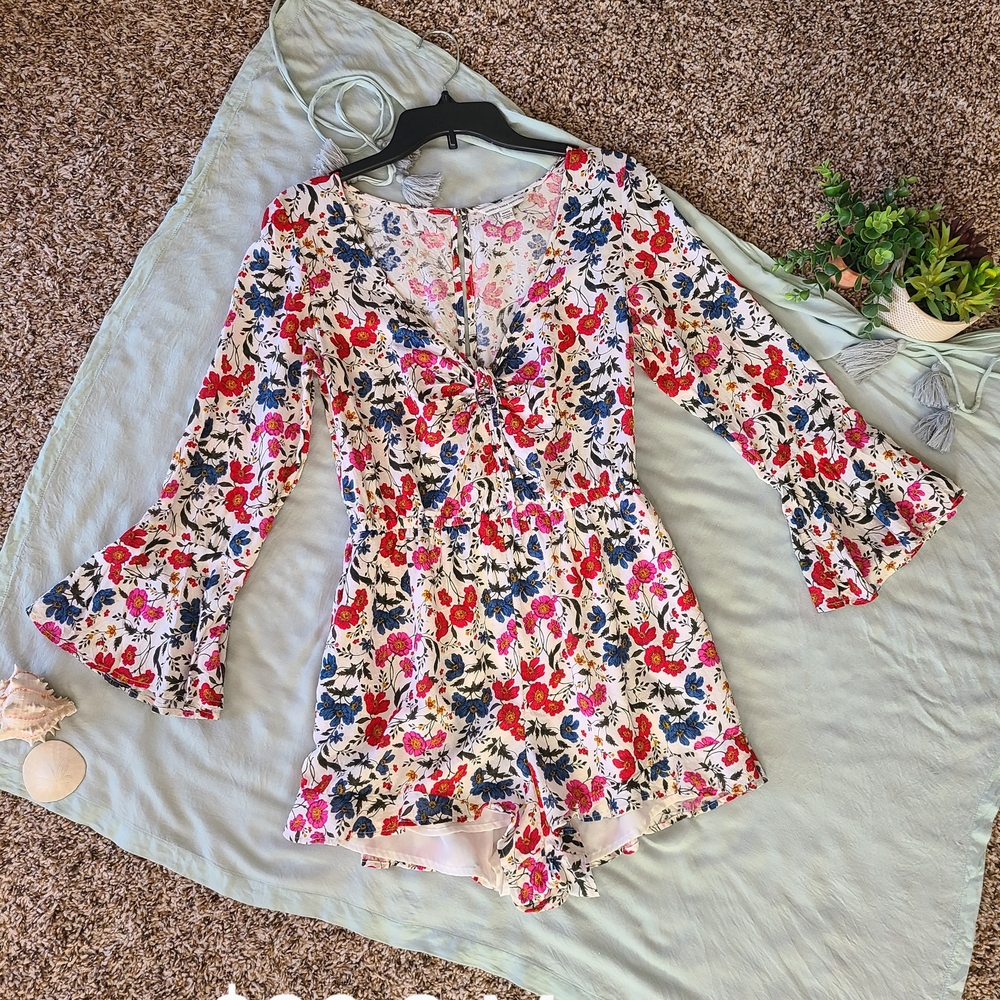 American Eagle Outfitters Floral Bell Sleeve Romper